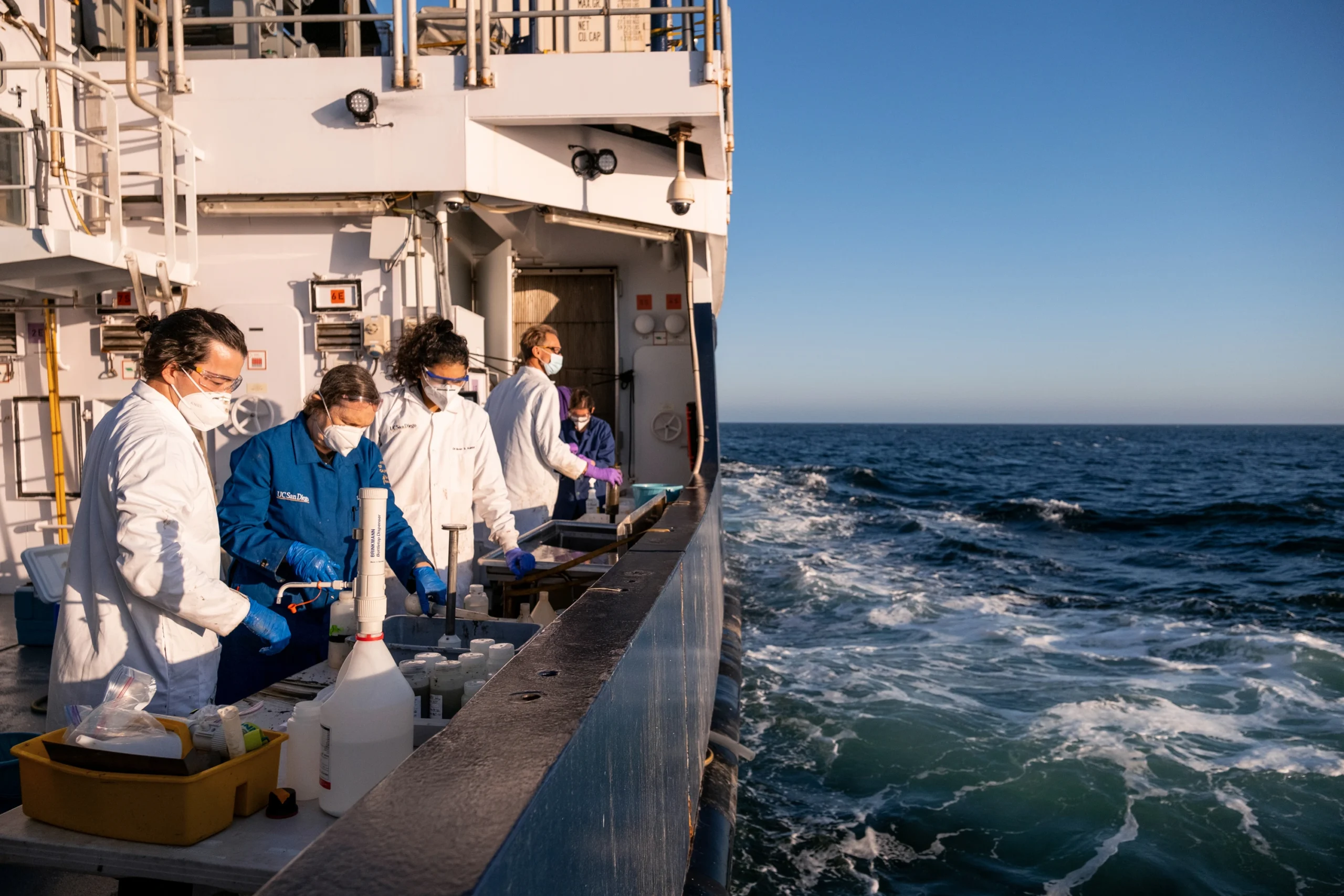 Beczki odpadów przemysłowych z DDT wciąż wpływają na dno oceanu u wybrzeży Los Angeles