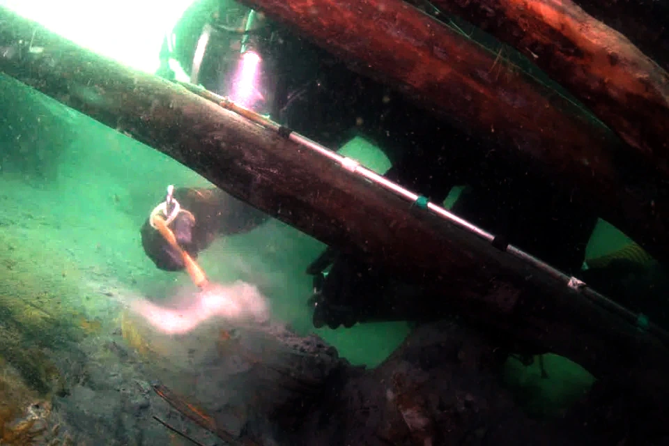 600-letni wrak Mado 4 wydobyty z dna morskiego