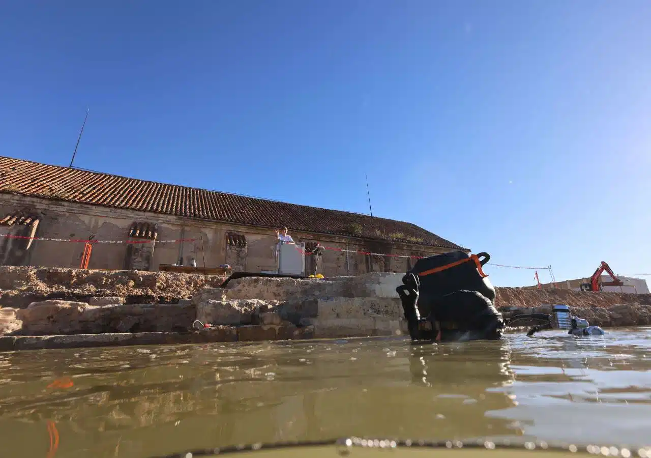 Pozostałości starożytnej osady nadmorskiej w Tulonie